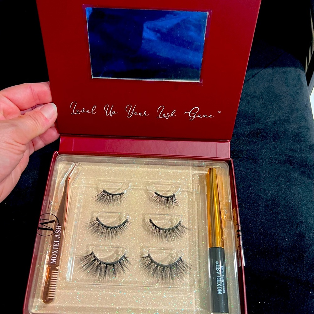 Moxie Magnetic Lashes - Honey - Love - Swabs -Case - Picture 3 of 6